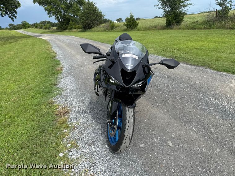 image for item ET6262 2026 Kawasaki ZX-6R motorcycle