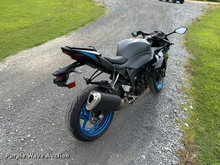 image for item ET6262 2026 Kawasaki ZX-6R motorcycle