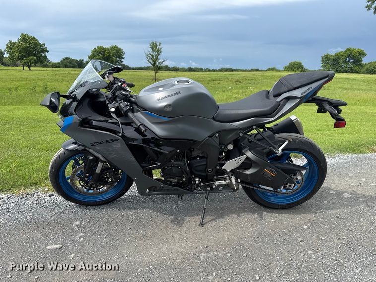 image for item ET6262 2026 Kawasaki ZX-6R motorcycle