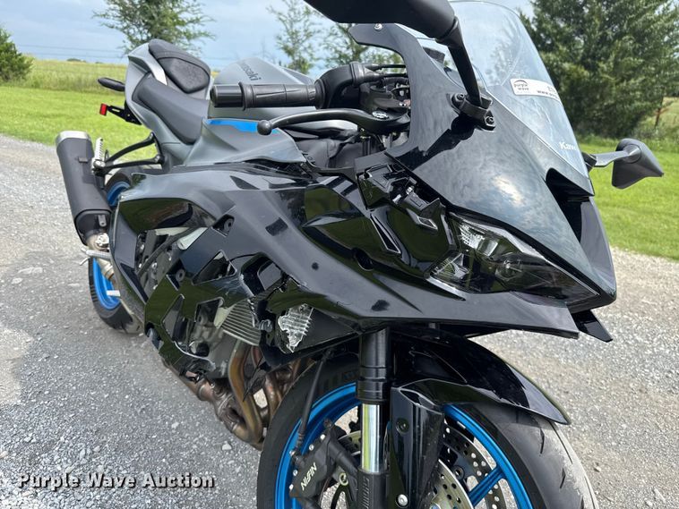 image for item ET6262 2026 Kawasaki ZX-6R motorcycle