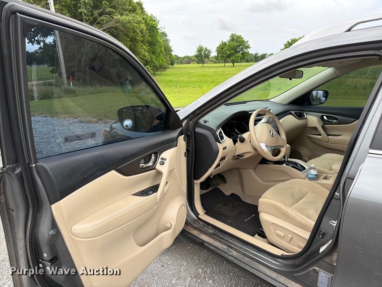 image for item ET6264 2015 Nissan Rogue SUV