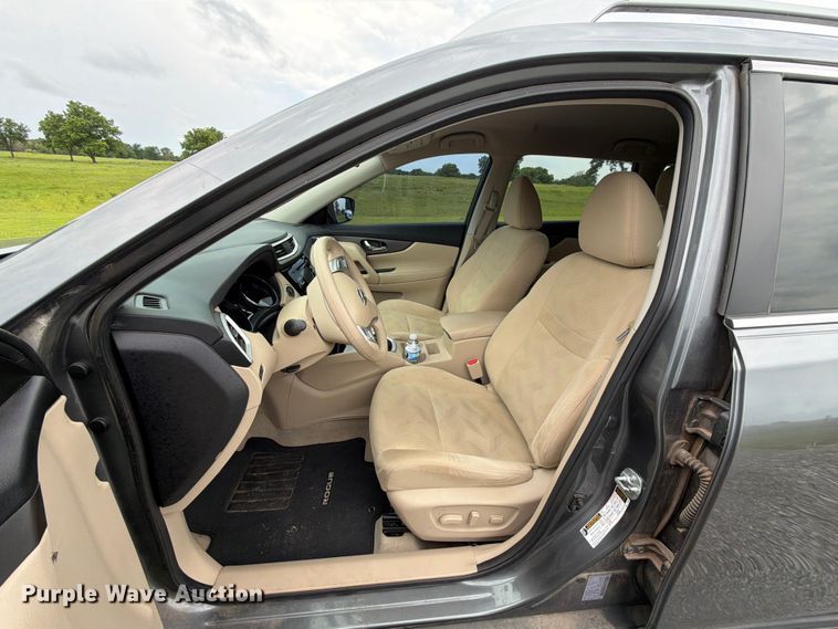 image for item ET6264 2015 Nissan Rogue SUV