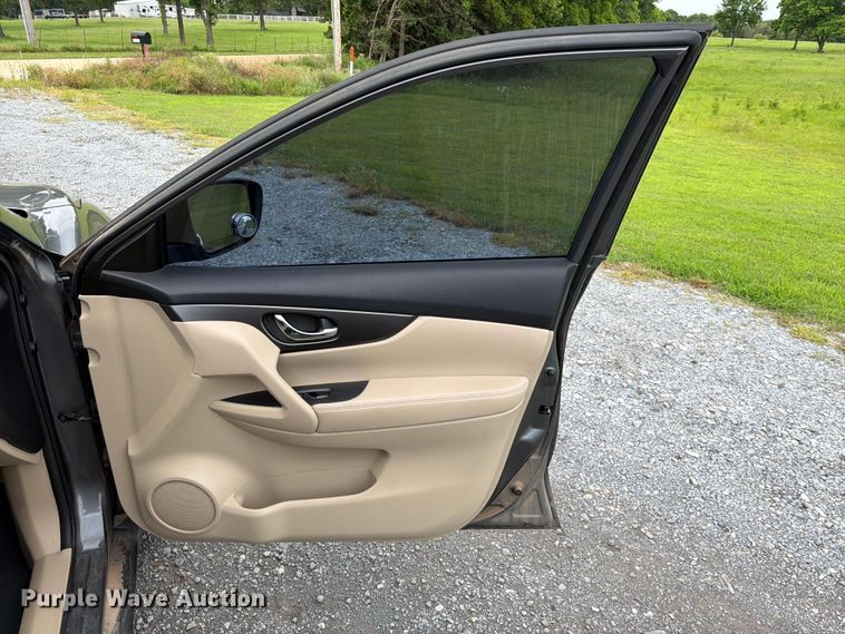image for item ET6264 2015 Nissan Rogue SUV