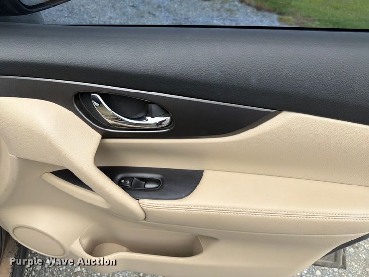 image for item ET6264 2015 Nissan Rogue SUV