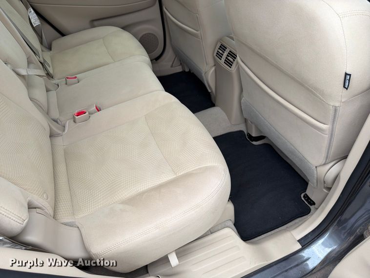 image for item ET6264 2015 Nissan Rogue SUV