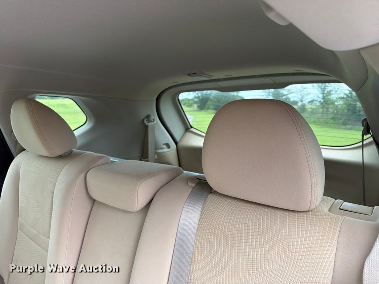 image for item ET6264 2015 Nissan Rogue SUV
