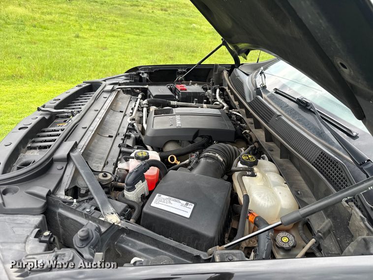 image for item ET6265 2021 Chevrolet Silverado 1500 Crew Cab pickup truck
