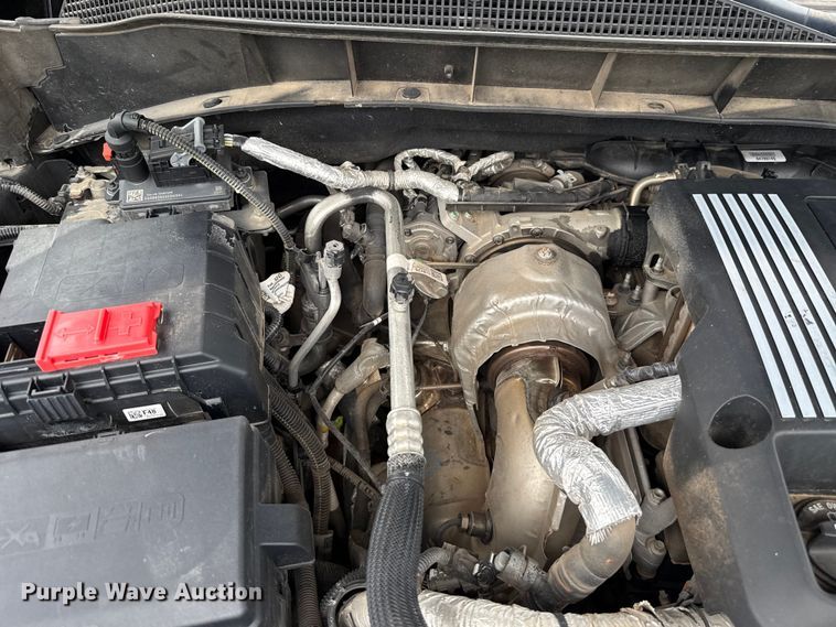 image for item ET6265 2021 Chevrolet Silverado 1500 Crew Cab pickup truck