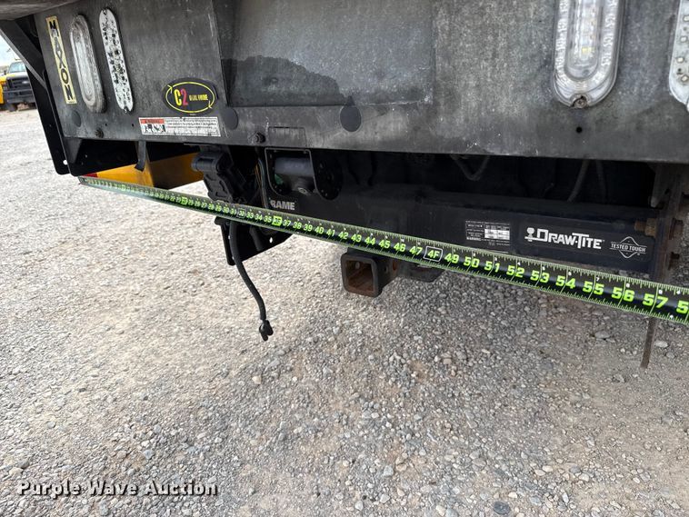 image for item ET6285 2020 Ford F350 Super Duty utility bed pickup truck