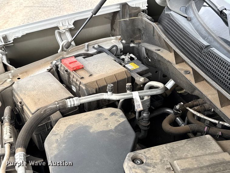 image for item ET6286 2021 Chevrolet Silverado 1500 Crew Cab pickup truck
