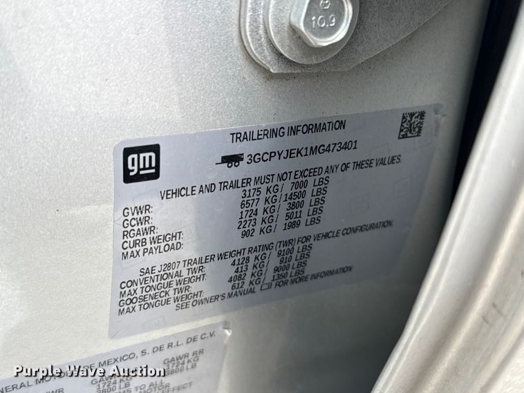 image for item ET6286 2021 Chevrolet Silverado 1500 Crew Cab pickup truck