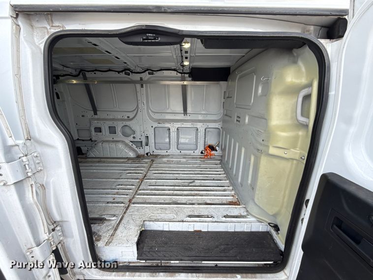 image for item ET6288 2017 Ford Transit 150 van