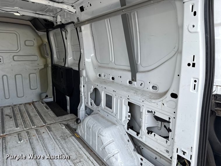 image for item ET6288 2017 Ford Transit 150 van