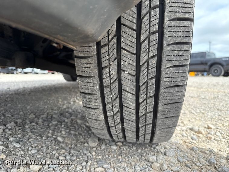 image for item ET6288 2017 Ford Transit 150 van
