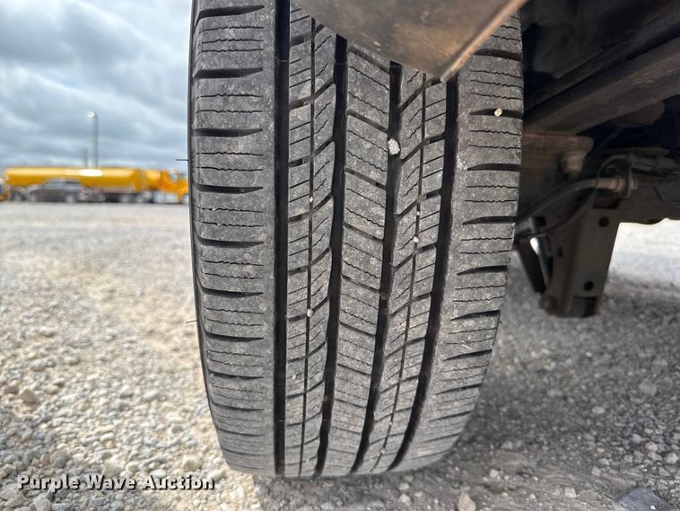 image for item ET6288 2017 Ford Transit 150 van