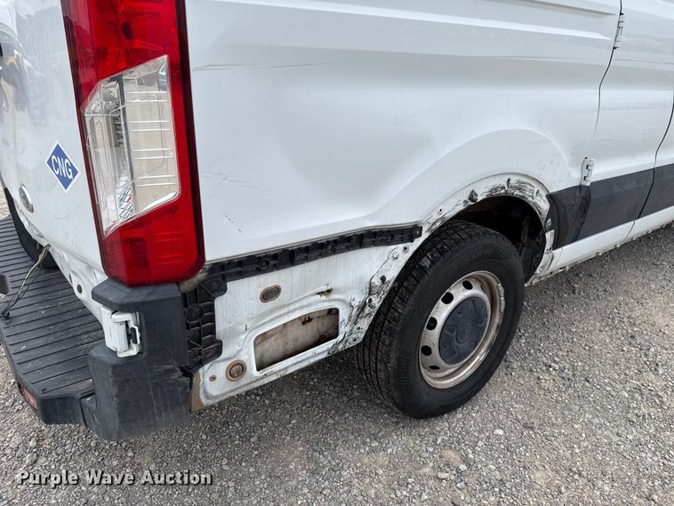 image for item ET6289 2019 Ford Transit  van