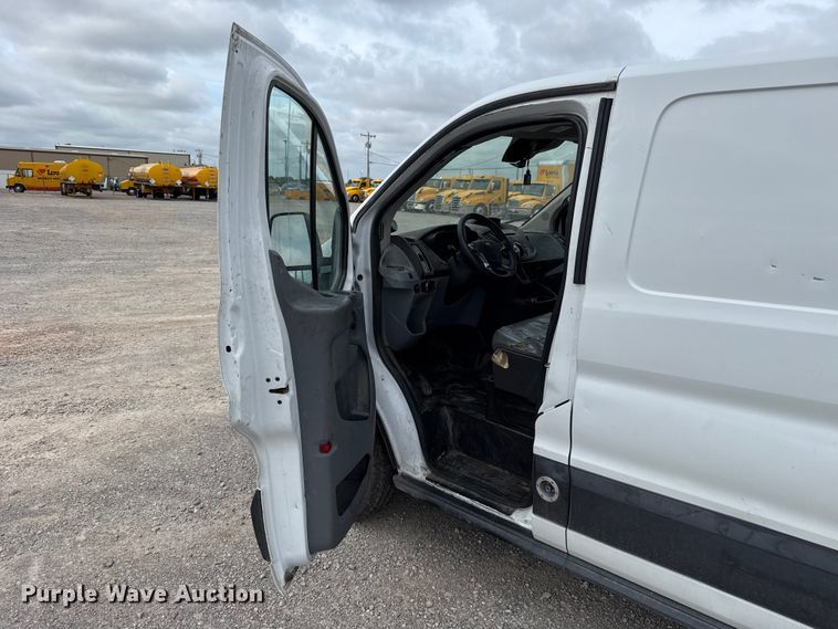 image for item ET6289 2019 Ford Transit  van