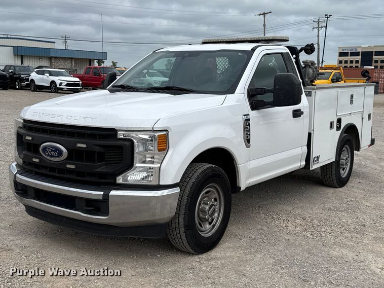 2021 Ford F350 Super Duty utility bed pickup truck