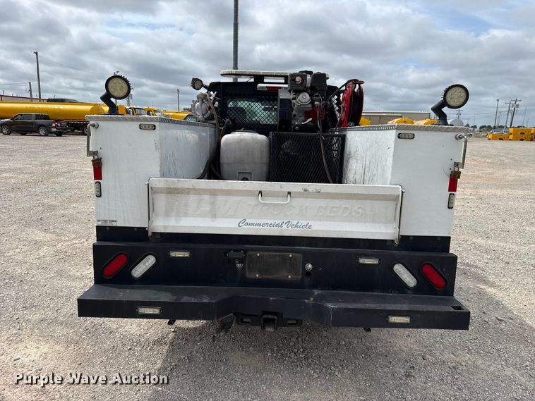 image for item ET6290 2021 Ford F350 Super Duty utility bed pickup truck