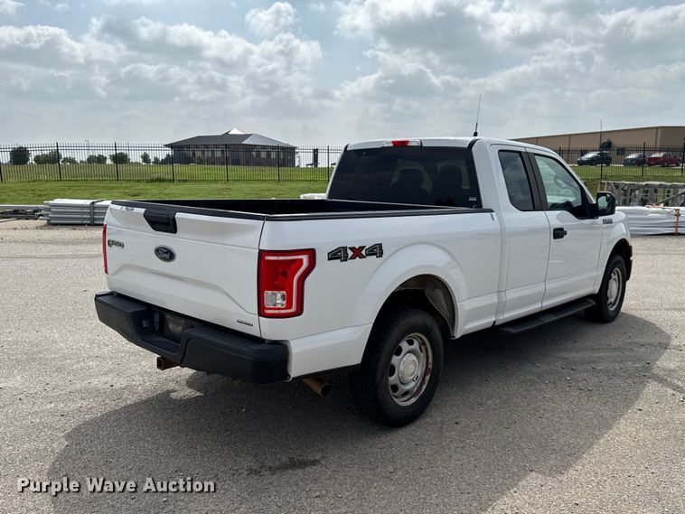 image for item ET6302 2015 Ford F150 Ext. Cab pickup truck