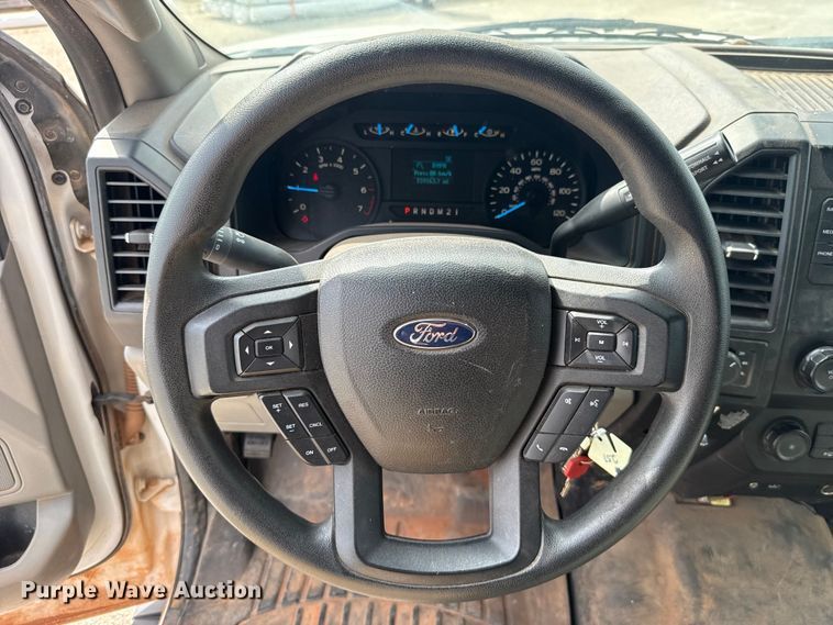 image for item ET6302 2015 Ford F150 Ext. Cab pickup truck