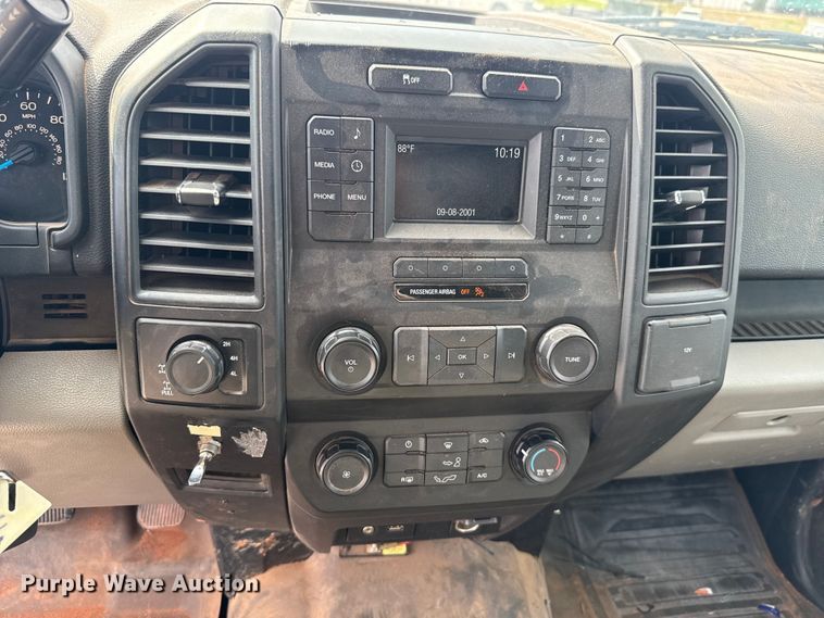 image for item ET6302 2015 Ford F150 Ext. Cab pickup truck