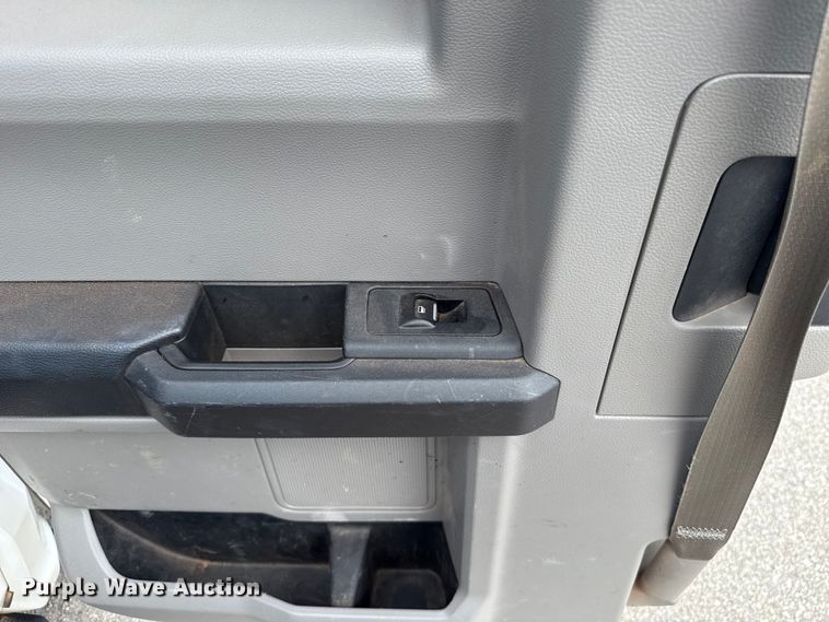 image for item ET6302 2015 Ford F150 Ext. Cab pickup truck