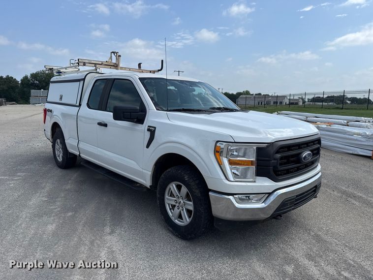 image for item ET6303 2021 Ford F150 Ext. Cab pickup truck