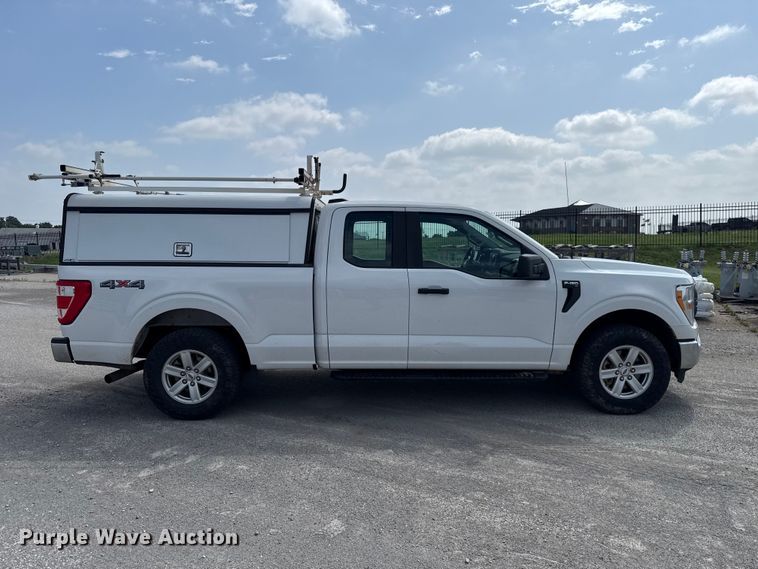 image for item ET6303 2021 Ford F150 Ext. Cab pickup truck