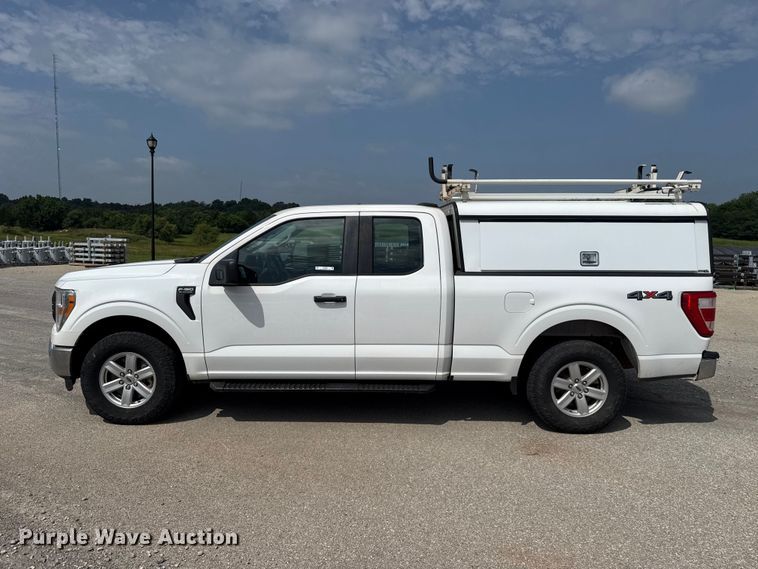 image for item ET6303 2021 Ford F150 Ext. Cab pickup truck