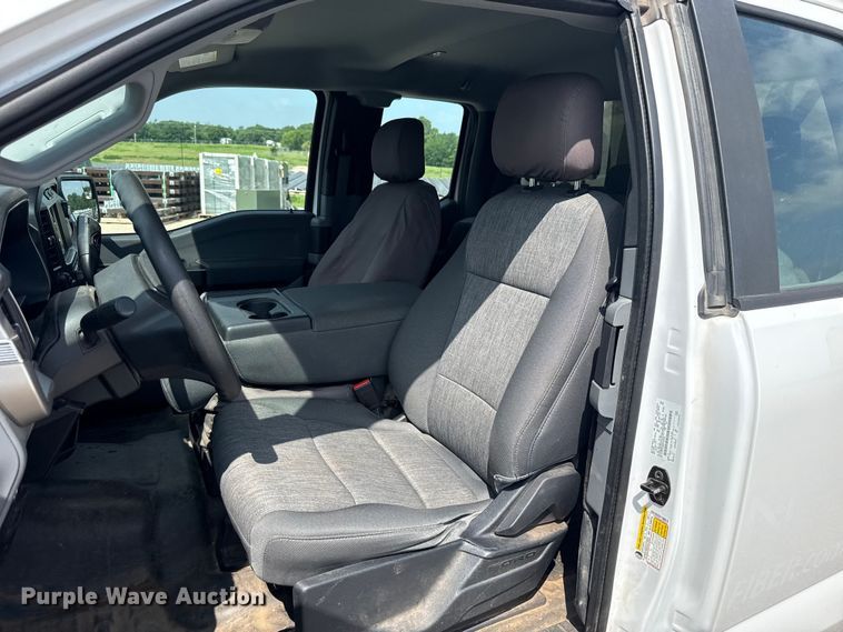 image for item ET6303 2021 Ford F150 Ext. Cab pickup truck