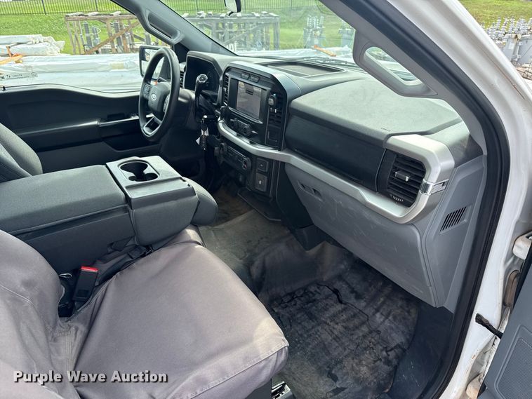 image for item ET6303 2021 Ford F150 Ext. Cab pickup truck