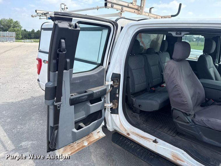 image for item ET6303 2021 Ford F150 Ext. Cab pickup truck