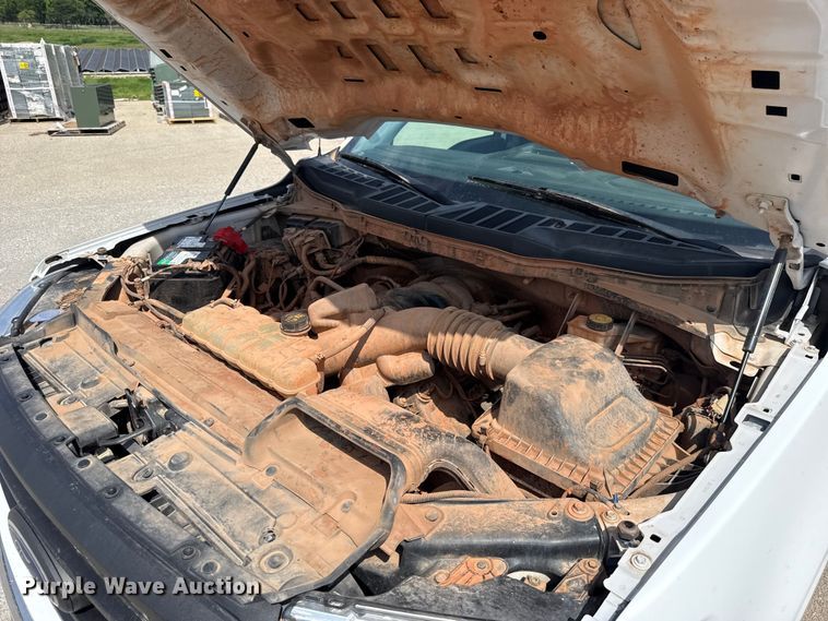 image for item ET6303 2021 Ford F150 Ext. Cab pickup truck