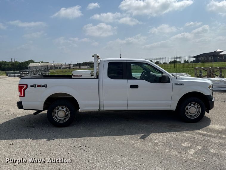 image for item ET6306 2015 Ford F150 Ext. Cab pickup truck