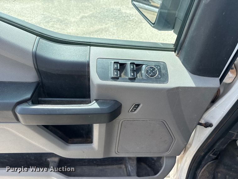 image for item ET6306 2015 Ford F150 Ext. Cab pickup truck