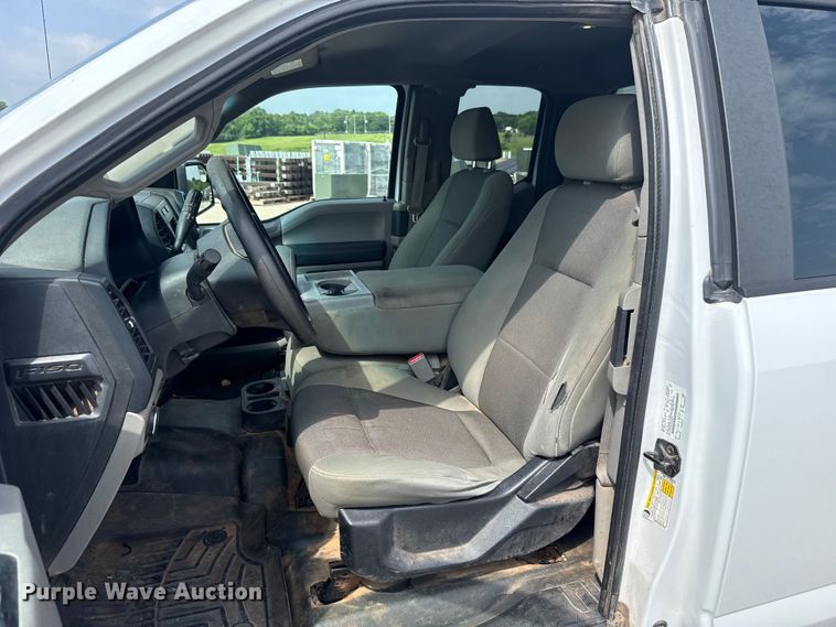image for item ET6306 2015 Ford F150 Ext. Cab pickup truck