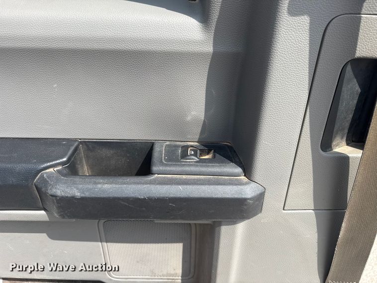 image for item ET6306 2015 Ford F150 Ext. Cab pickup truck