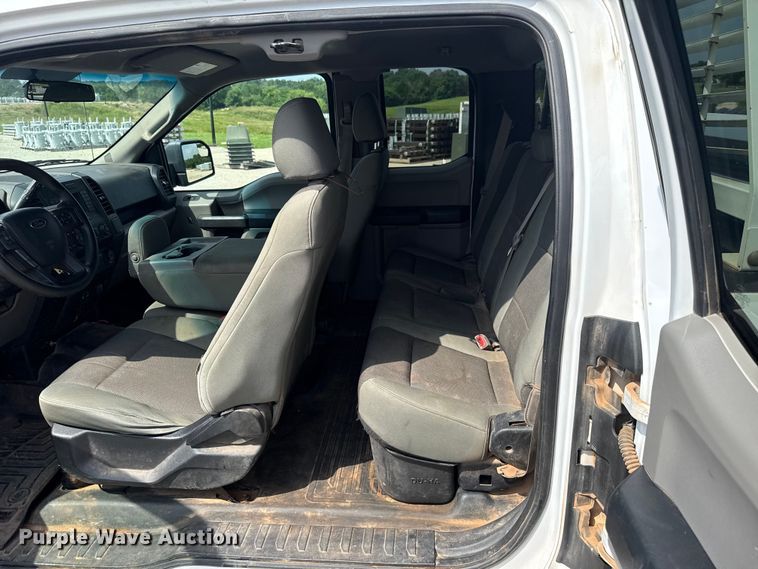 image for item ET6306 2015 Ford F150 Ext. Cab pickup truck