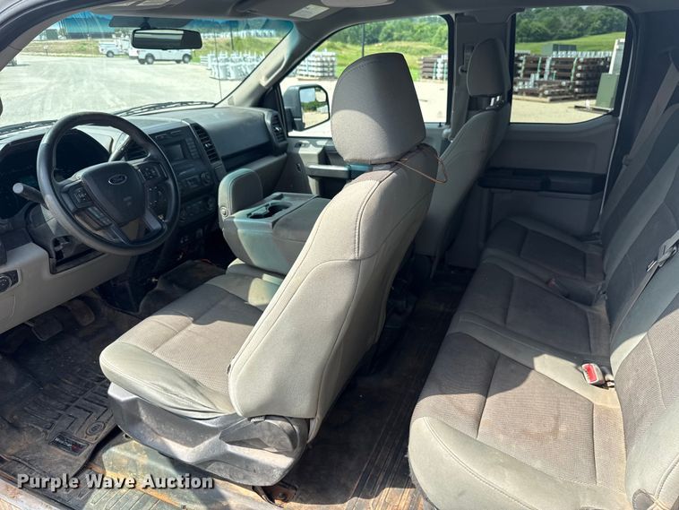 image for item ET6306 2015 Ford F150 Ext. Cab pickup truck