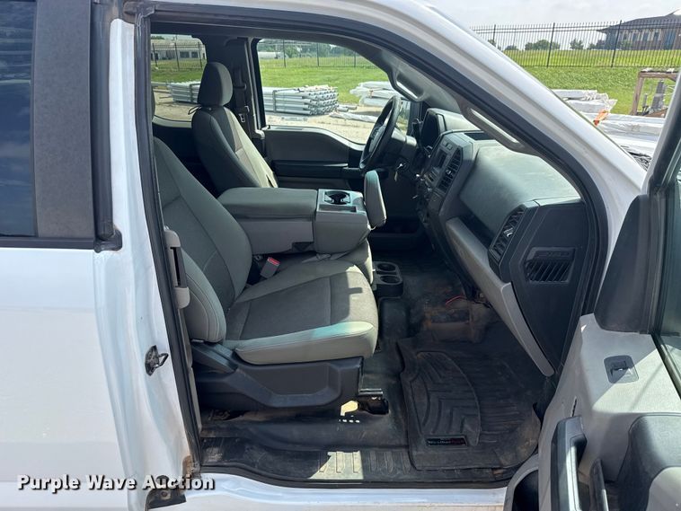 image for item ET6306 2015 Ford F150 Ext. Cab pickup truck
