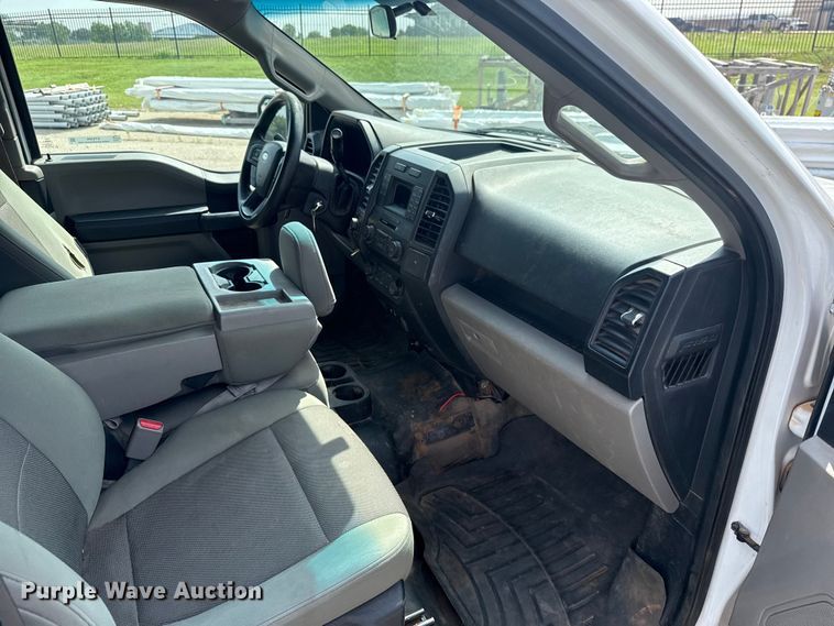 image for item ET6306 2015 Ford F150 Ext. Cab pickup truck