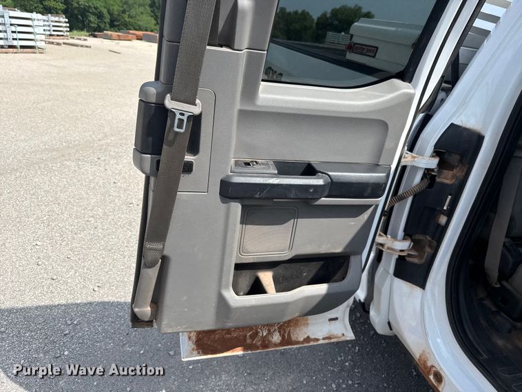image for item ET6306 2015 Ford F150 Ext. Cab pickup truck