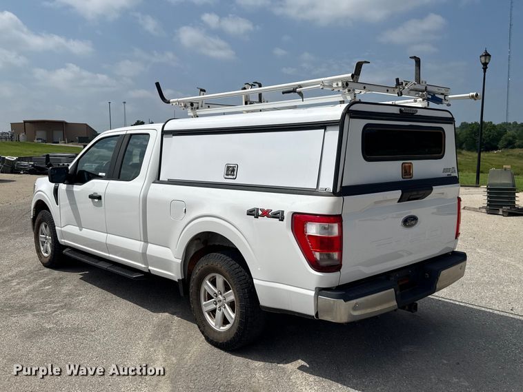 image for item ET6307 2021 Ford F150 Ext. Cab pickup truck