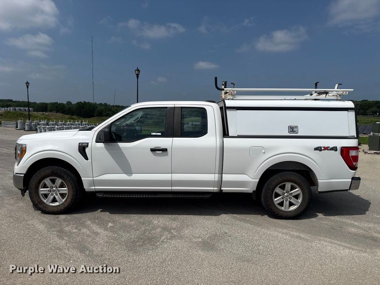 image for item ET6307 2021 Ford F150 Ext. Cab pickup truck