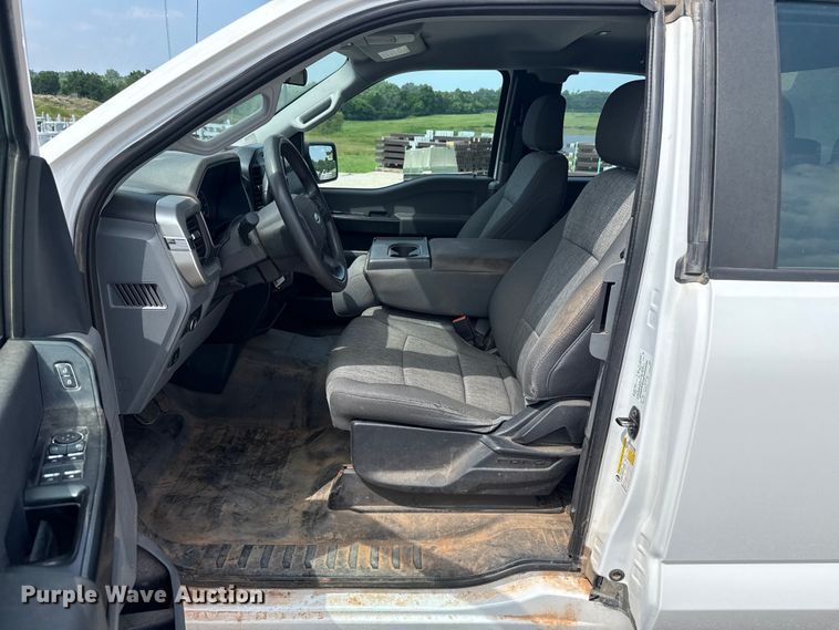 image for item ET6307 2021 Ford F150 Ext. Cab pickup truck