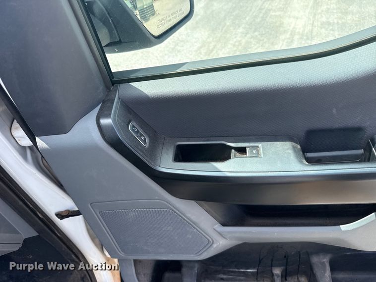 image for item ET6307 2021 Ford F150 Ext. Cab pickup truck