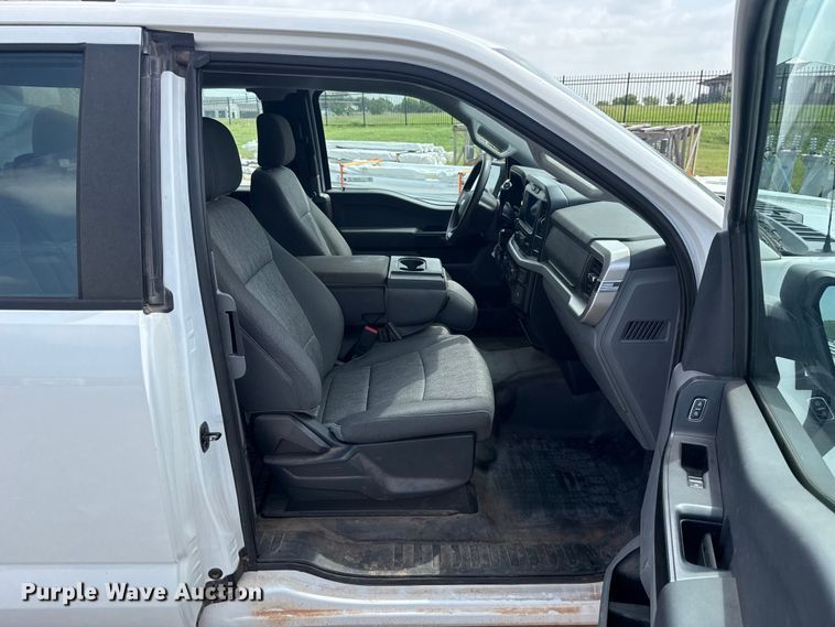 image for item ET6307 2021 Ford F150 Ext. Cab pickup truck