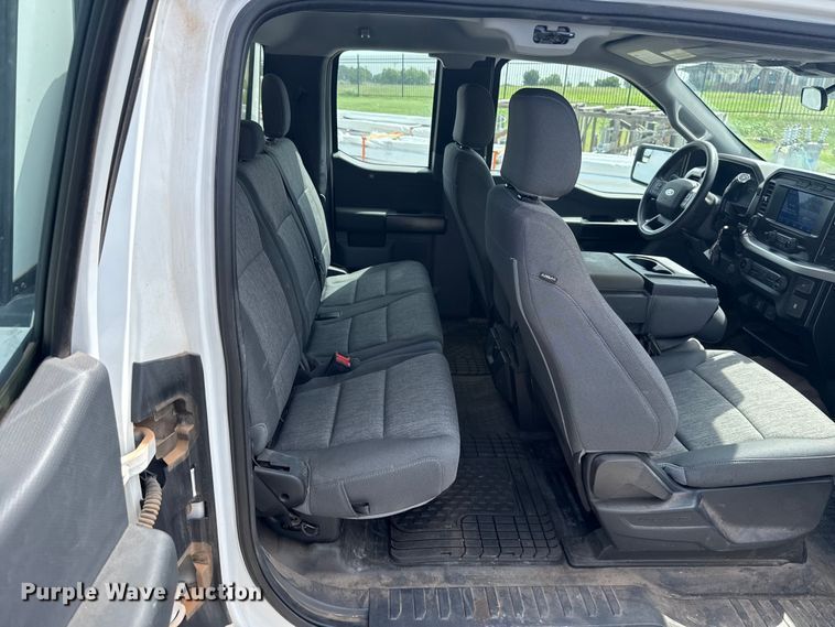 image for item ET6307 2021 Ford F150 Ext. Cab pickup truck
