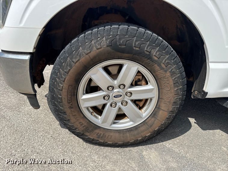 image for item ET6307 2021 Ford F150 Ext. Cab pickup truck